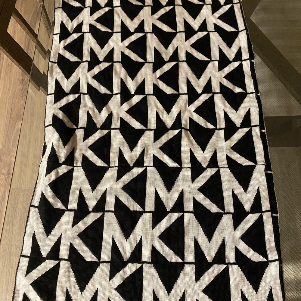 Michael Kors Scarf